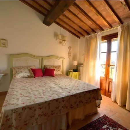 Apartment Lo Strettoio Mit Gemeinschaftspool Gambassi Terme